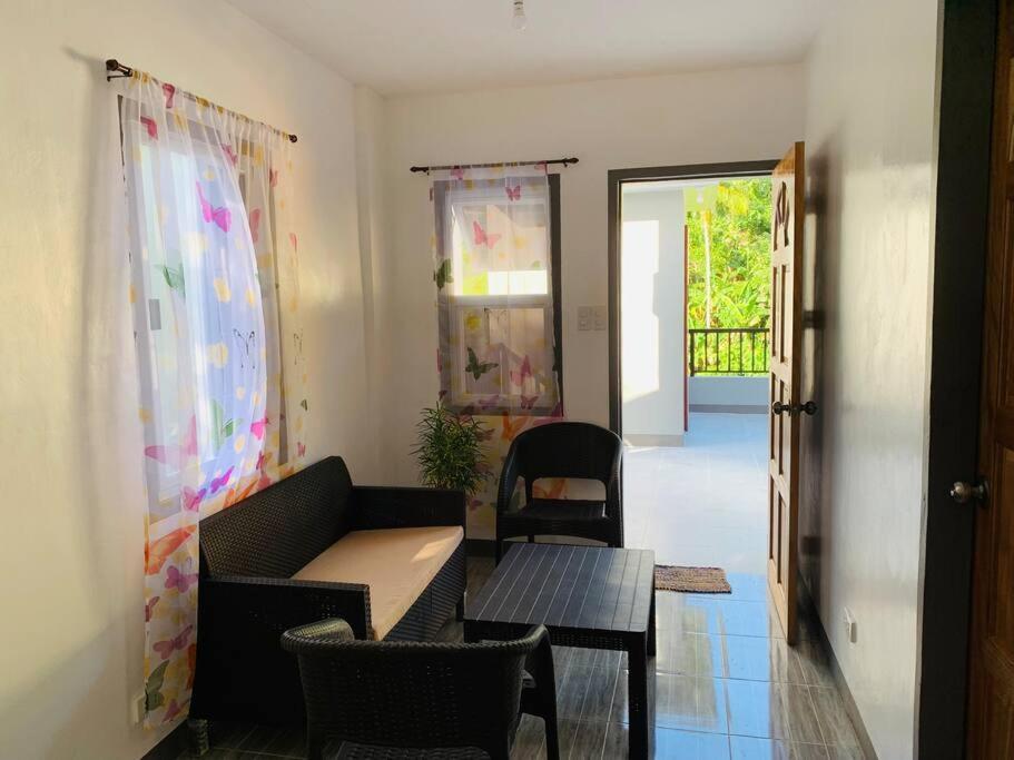דירות Romblon Transient House מראה חיצוני תמונה